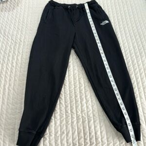 The North Face| black jogger -size S